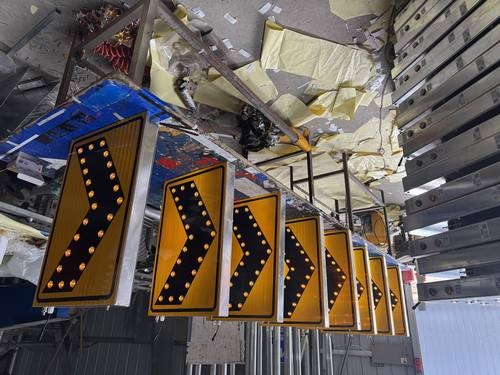 驻马店太阳能交通标牌的核心部件是电池,电池多久